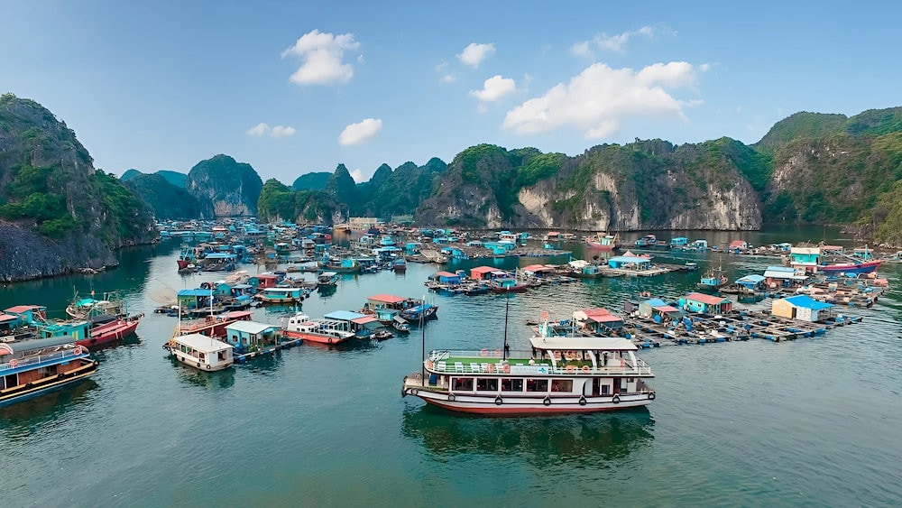 One of the bays that attracts a large number of tourists